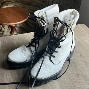 Stuart weitzman size 7 Women's White Lace-Up Boots